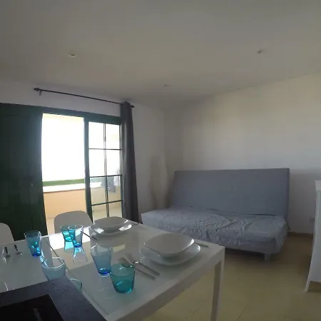 Ocean View Bouganville דירה קוסטה דה אנטיגואה